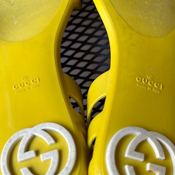 Gucci
Interlocking G Logo Rubber D'Orsay Flats Size 36/ US 6 - Picture 2 of 8